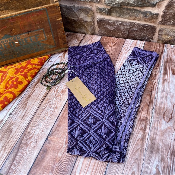 ✨NIYAMA SOL MACRAME AMETHYST HI WAIST LEGGING - Picture 7 of 10
